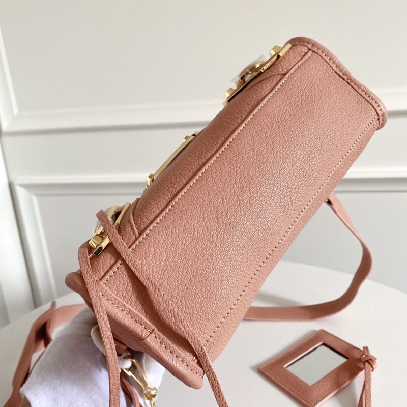 Ba1en*iaga classic city bags